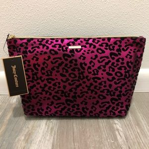 LAST CHANCE 💜 Juicy Couture large cosmetic bag